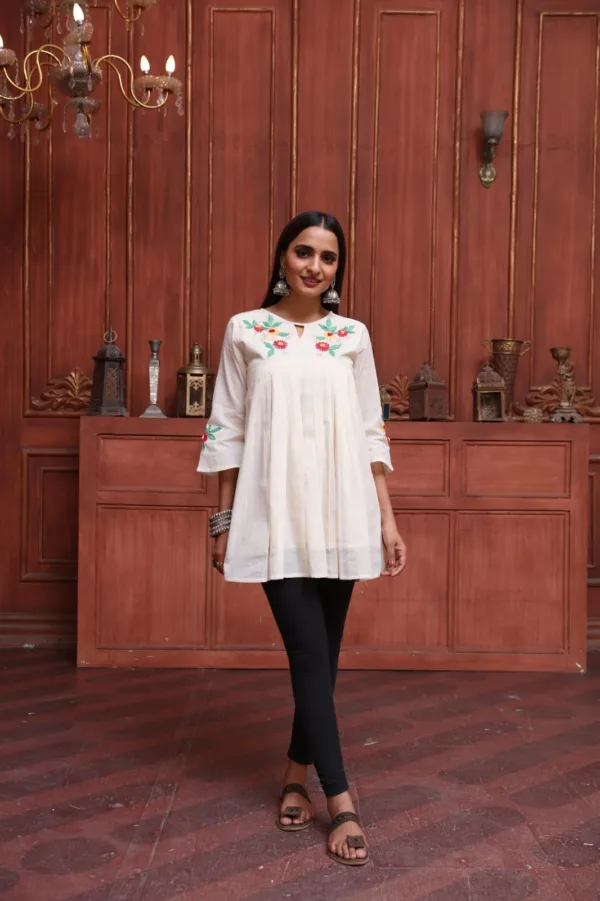 angrakha-style-short-kurti (1)