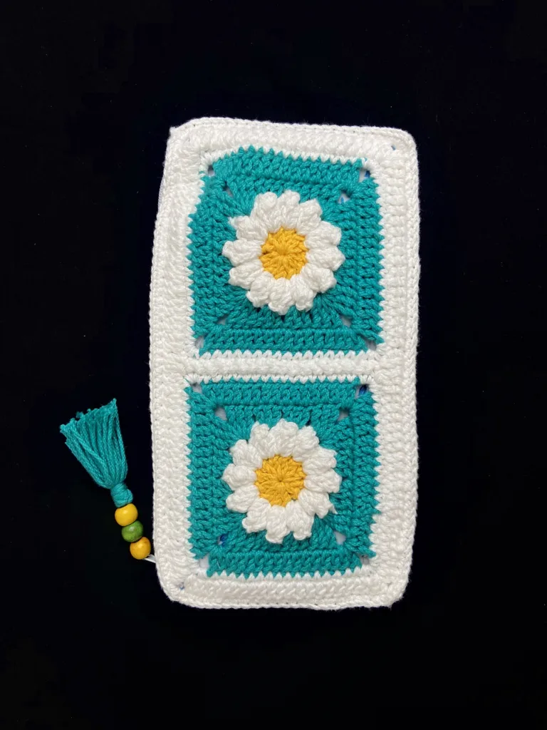 aqua-fresh-crochet-pouch-teal-bloom (1)