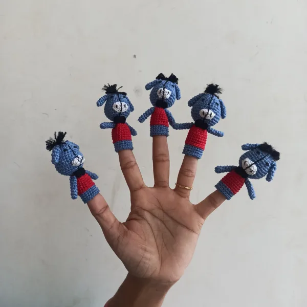 crochet-dog-finger-puppets