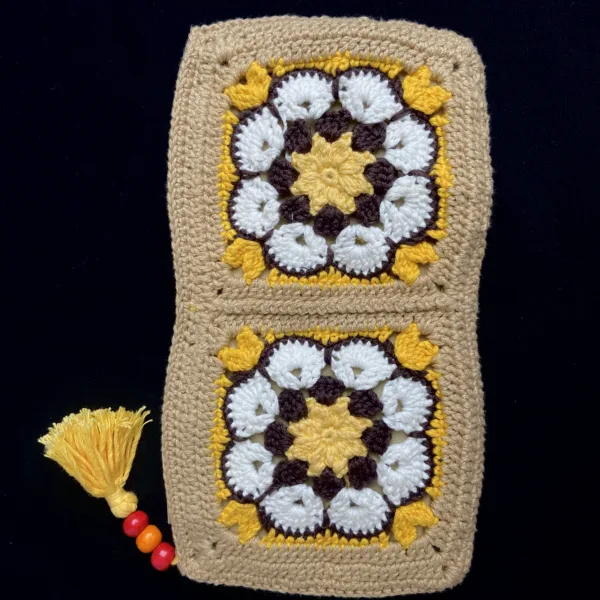 earth-tone-crochet-pouch-rustic-mandala (2)