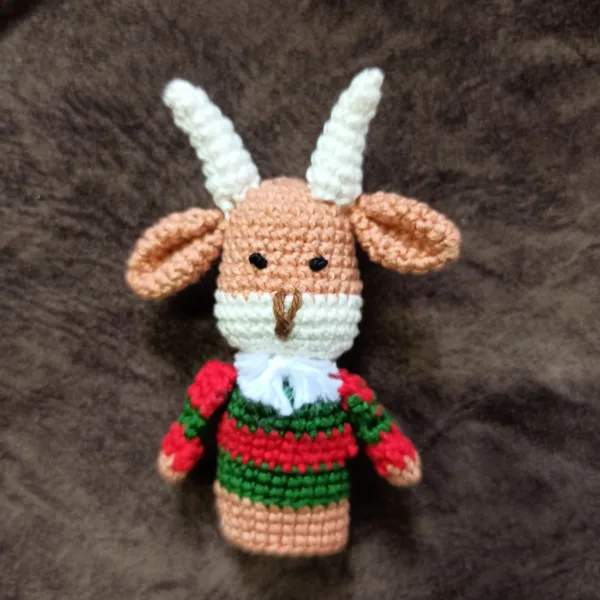 multicolor-crochet-goat-finger-puppets (1)