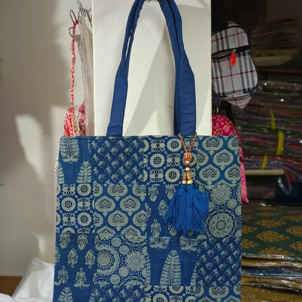 multicolor_patchwork_tote_bag (4)