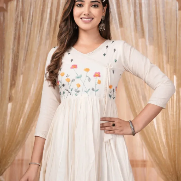off-white-floral-anarkali-navratri-dress-for-women-2025 (2)