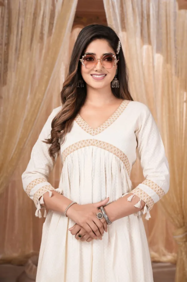 vneck-flared-kurta (3)