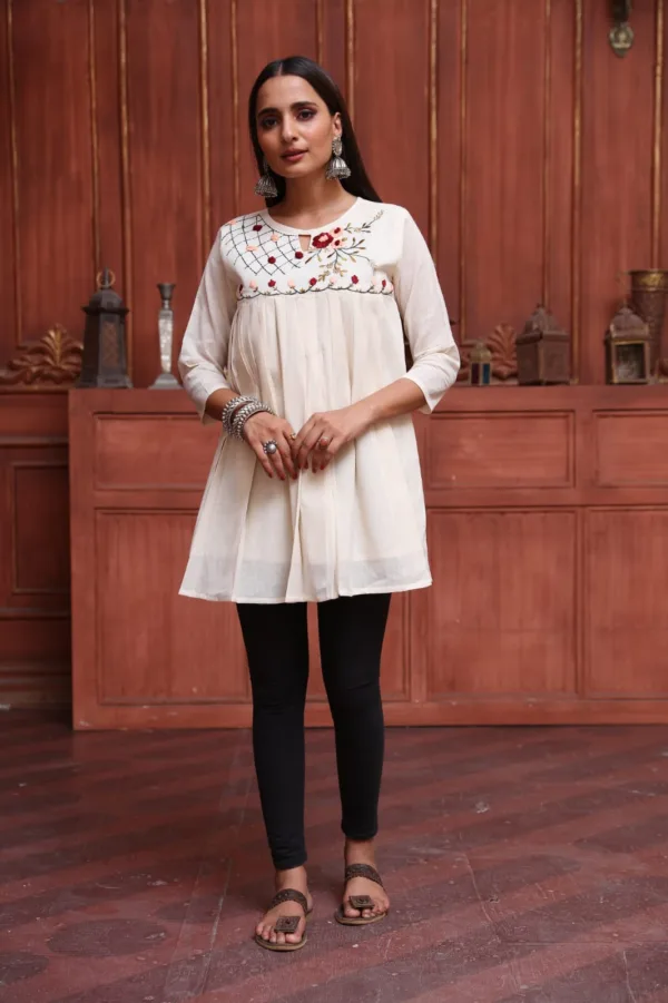 yoke-design-short-kurti (2)